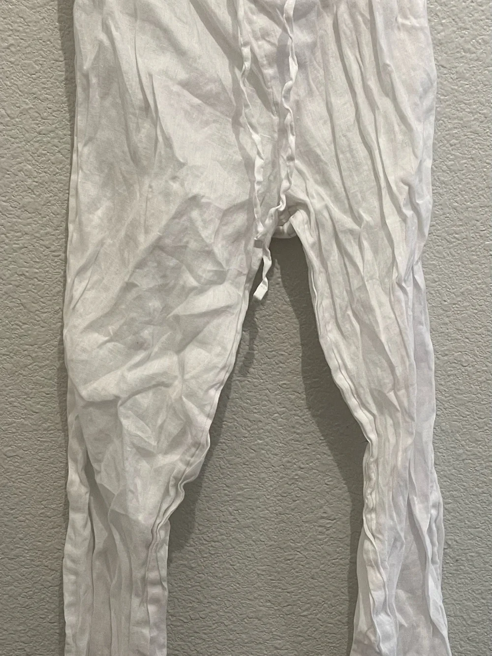 H&M White Linen Pants with Care-Tag Detail